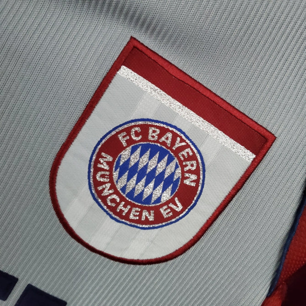 Bayern Munich Away 1998/99
