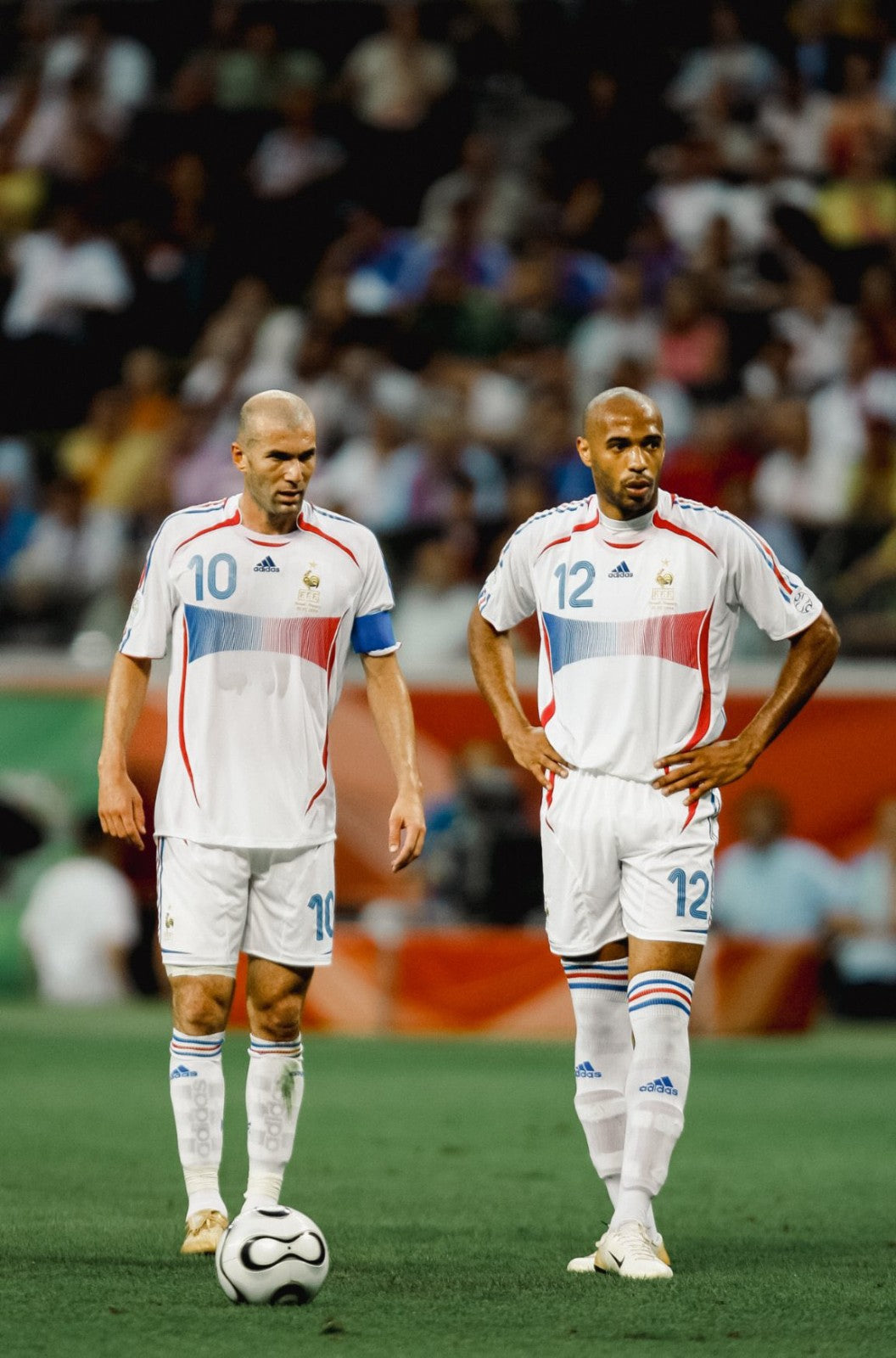 فرنسا خارج أرضها 2006