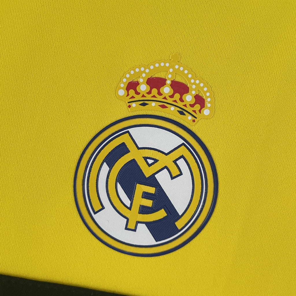 Real Madrid Goalkeeper Yellow 2011/12