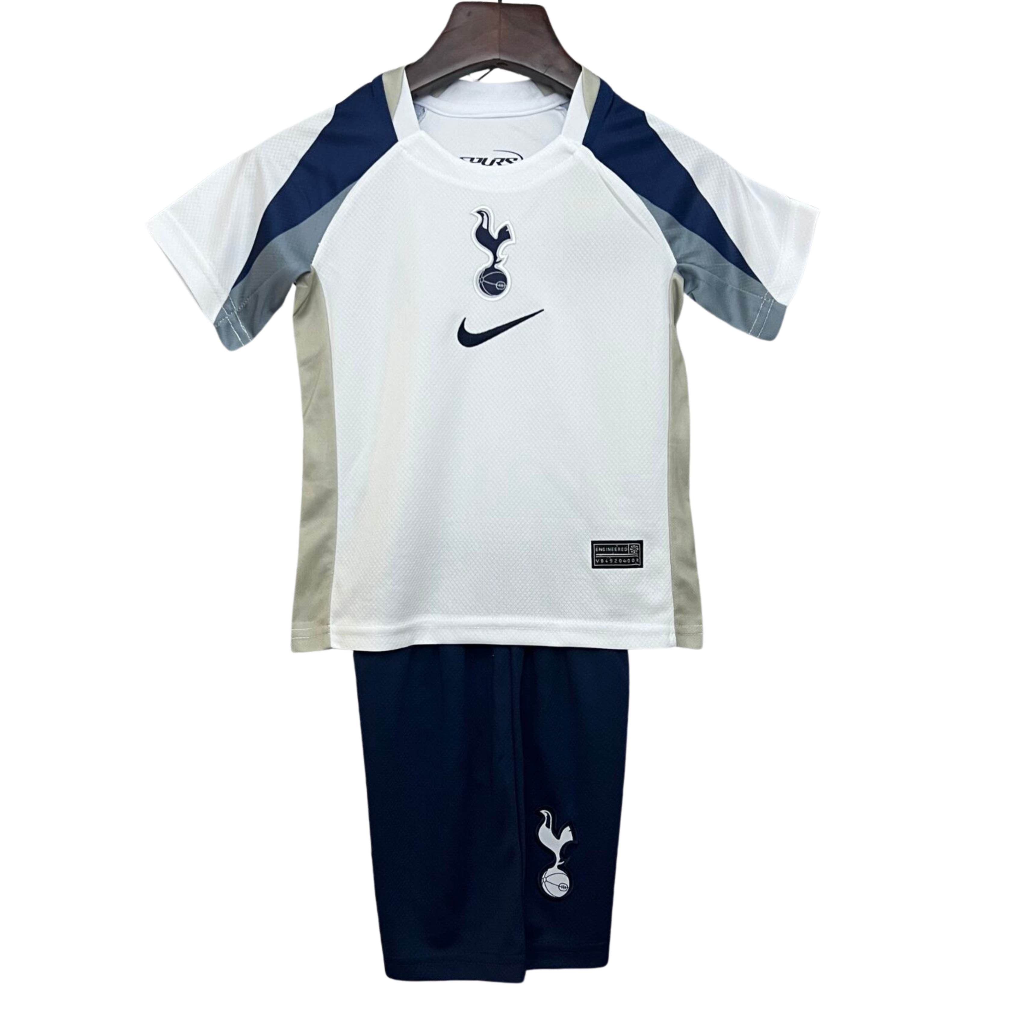 Tottenham Home kids kit 2025/26