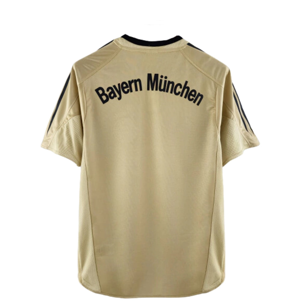 Bayern Munich Away 2004/05