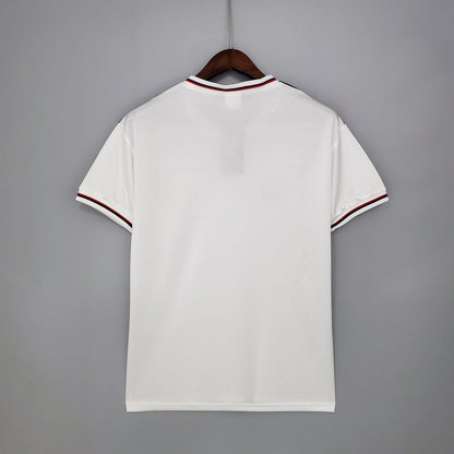 England Home 1982