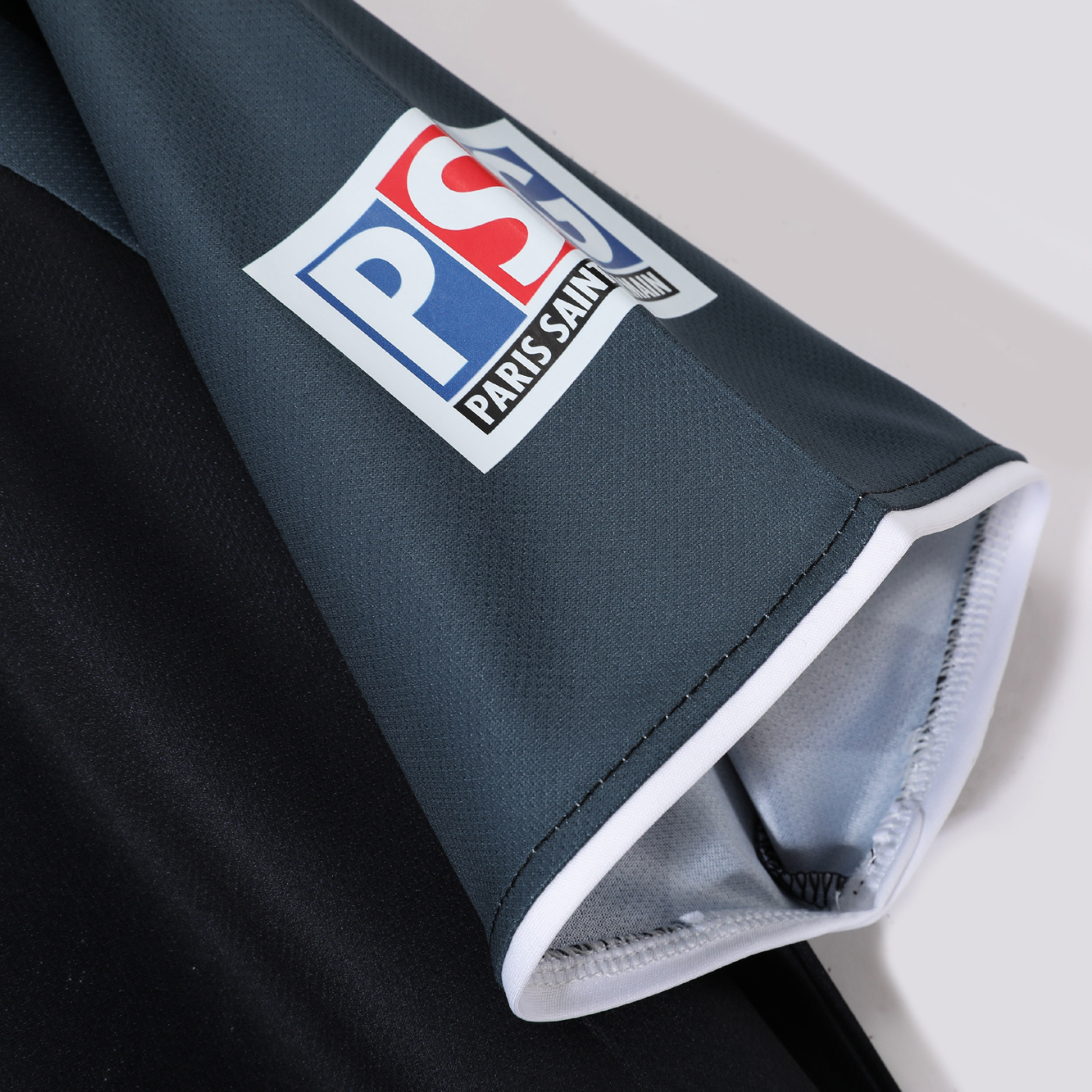 PSG 2001/02 Third Kit
