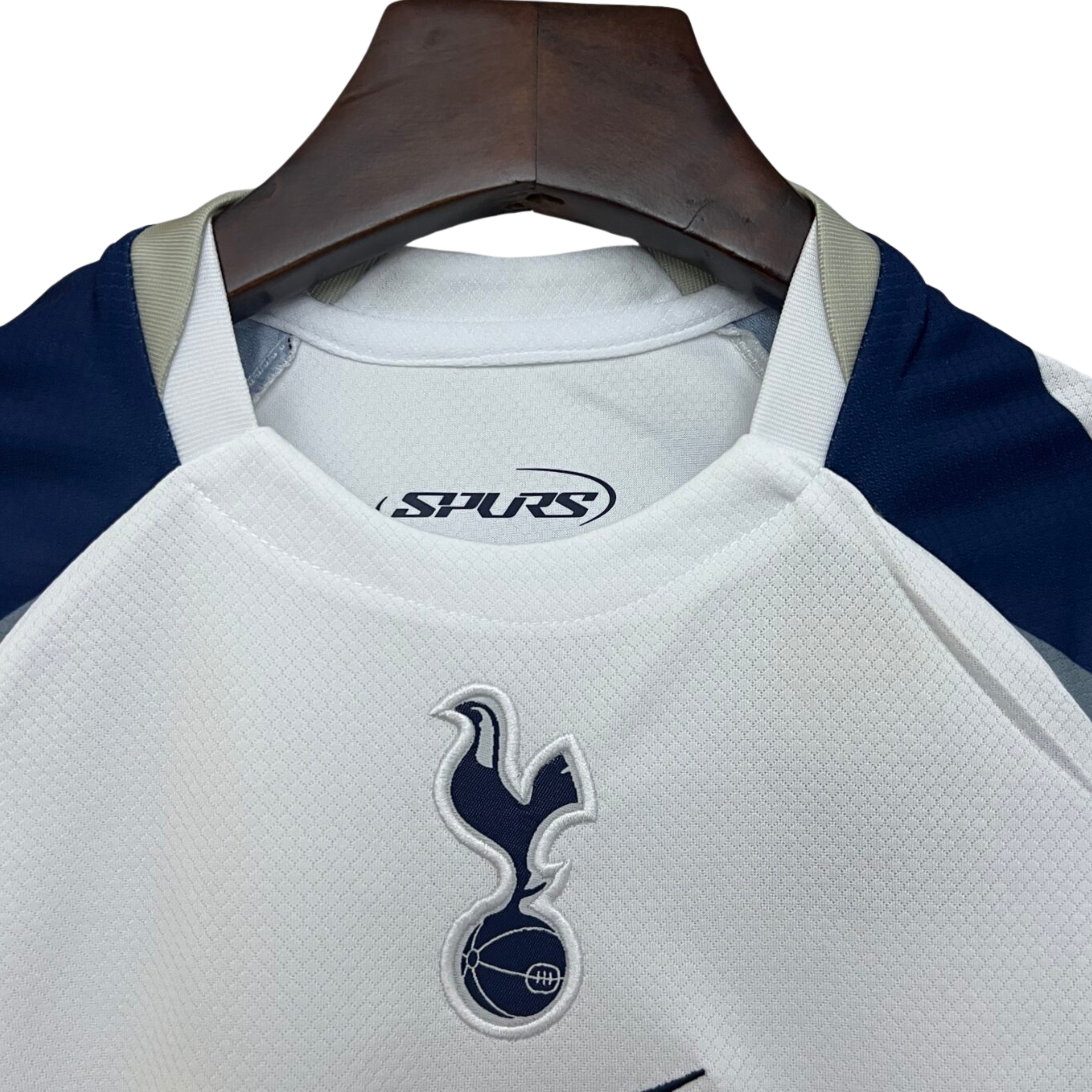 Tottenham Home kids kit 2025/26