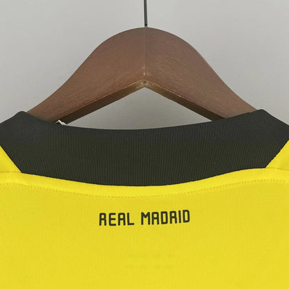 Real Madrid Goalkeeper Yellow 2011/12